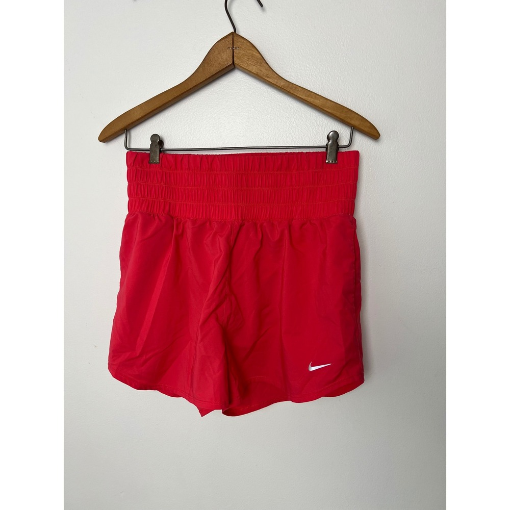 Nike Dri-FIT Womens Coral Smocked High Waist Running Shorts Medium Pockets Liner